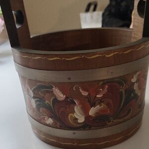 Basketville Handpainted Tole Basket